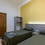 Apartament Center *
